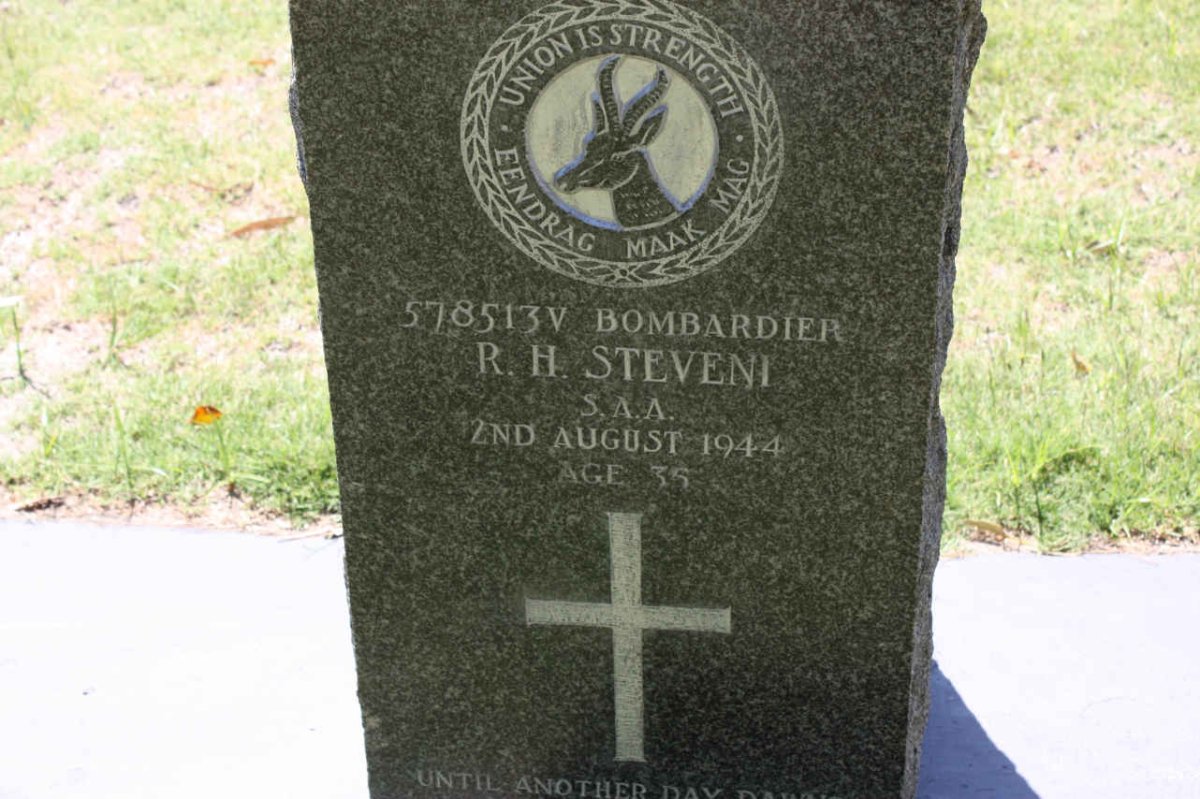 STEVENI R.H. -1944