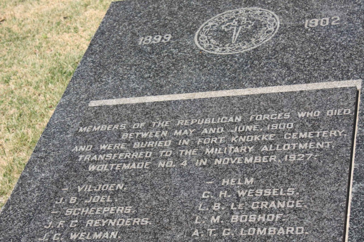 2. Republican Forces who were buried in Fort Knokke Cemetery1900 &amp; re-interred in 1927