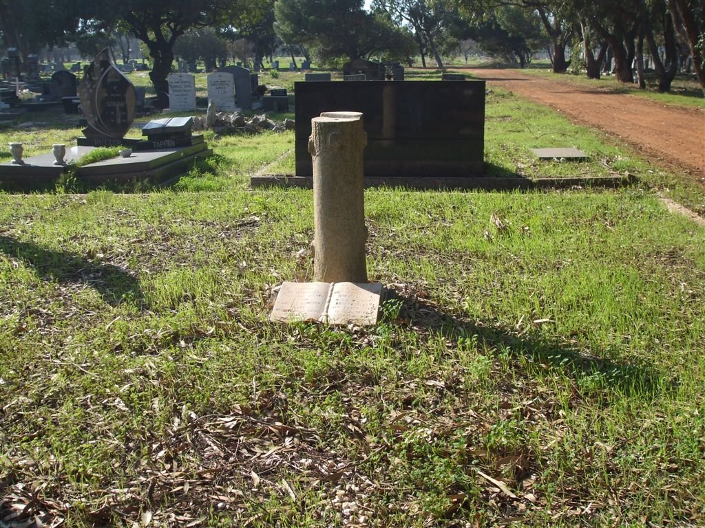 Mowbray graves_1