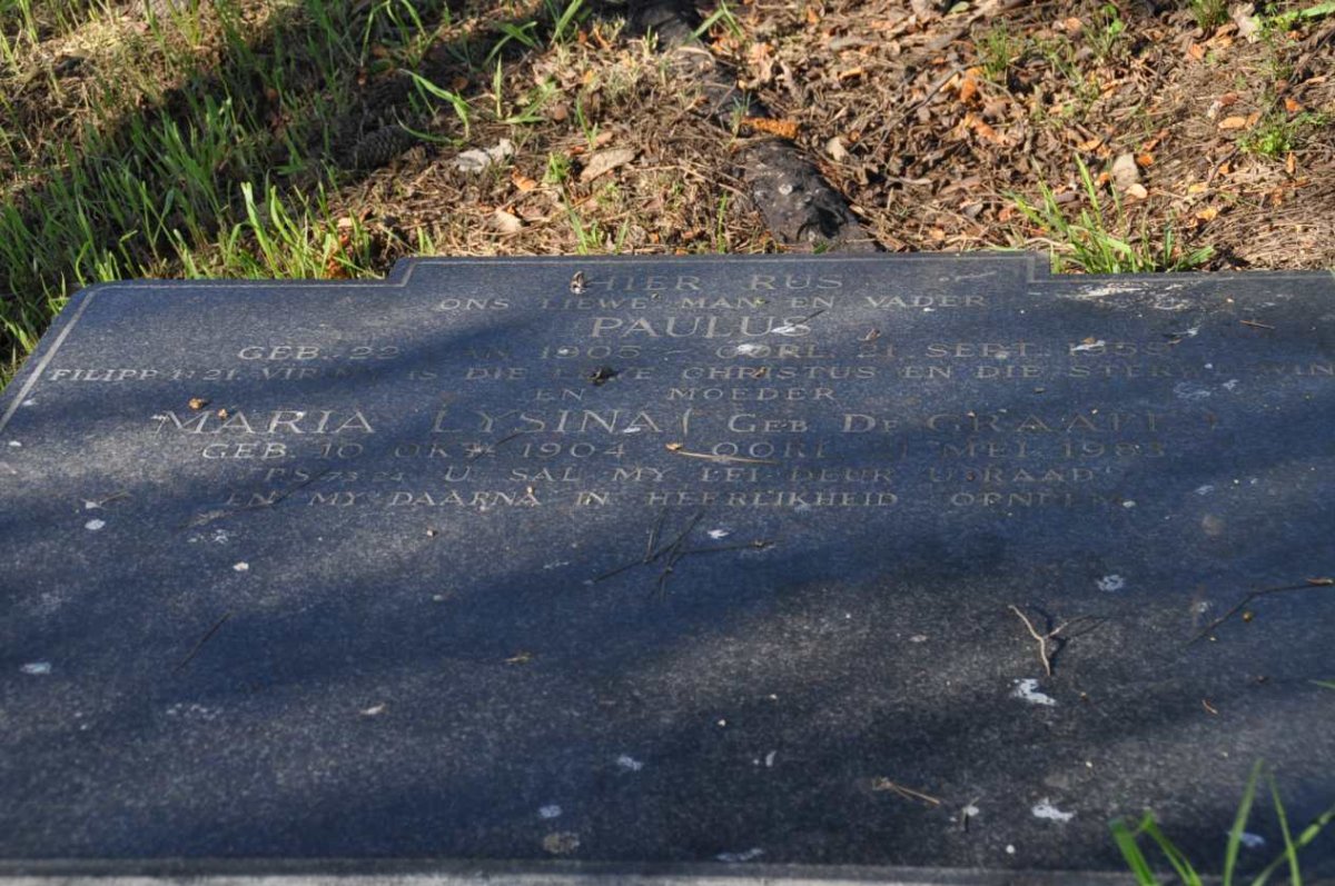 BIJL Paulus, van der 1905-195? &amp; Maria Lysina DE GRAAFF 1904-1983