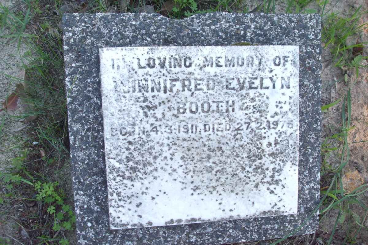 BOOTH Winnifred Evelyn 1911-1975