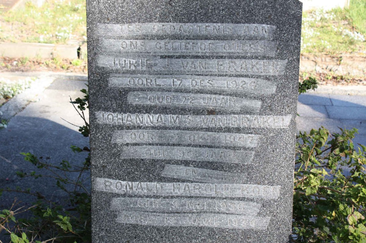 BRAKEN Jurie J., van 1926 &amp; Johanna M.S. -1947 :: KOEN Ronald Harold 1936-19??