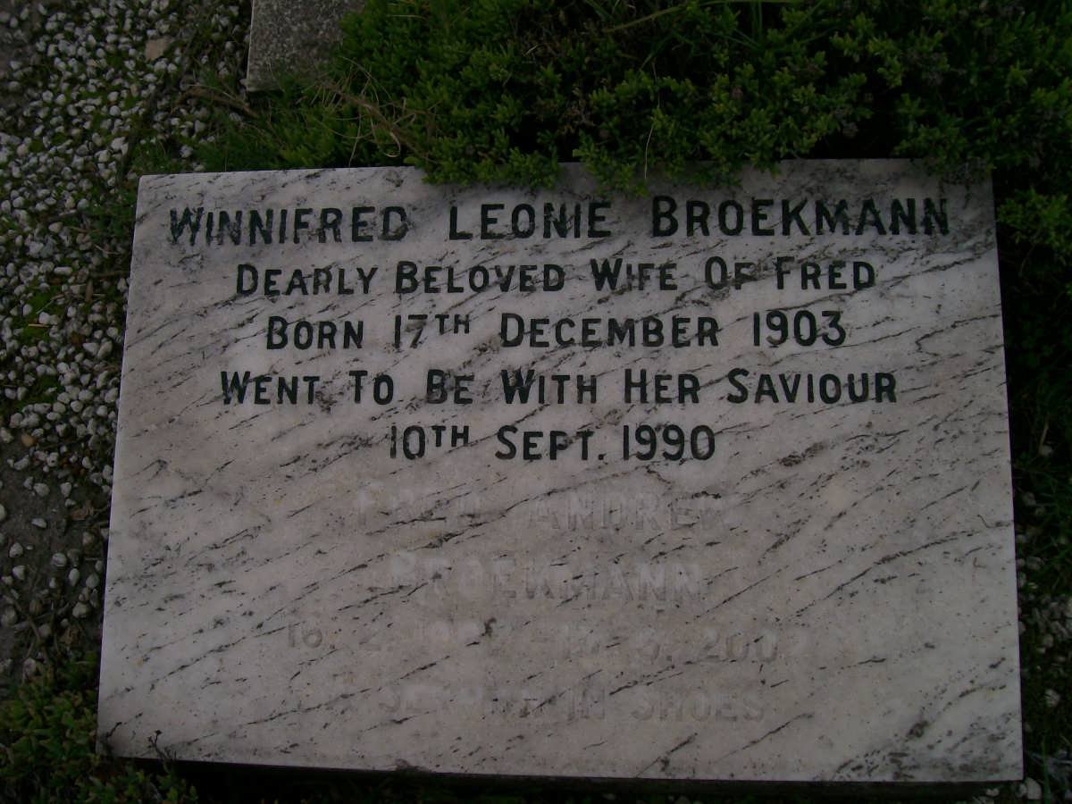 BROEKMANN Winnifred Leonie 1903-1990