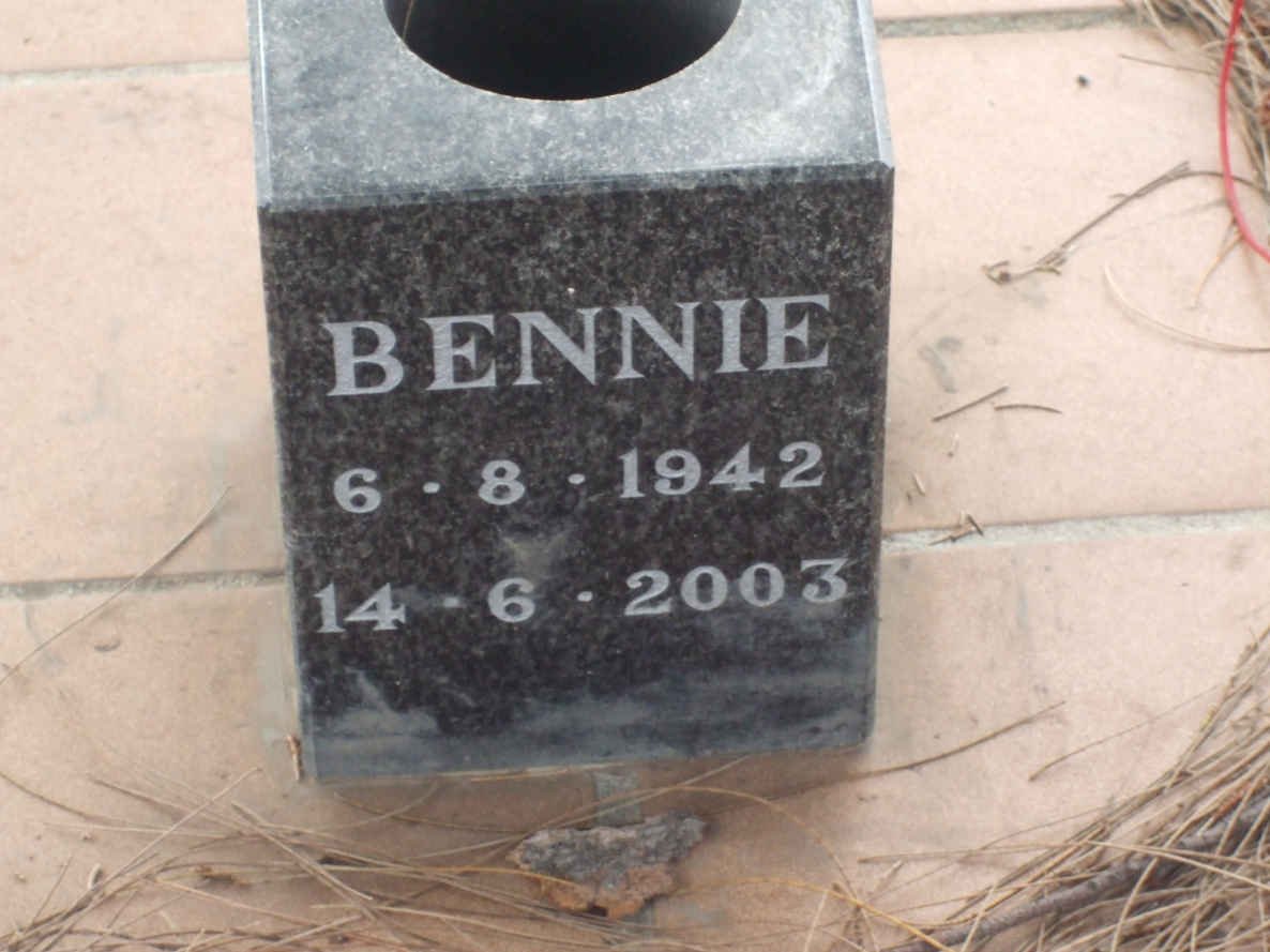 BURGER Bennie 1942-2003