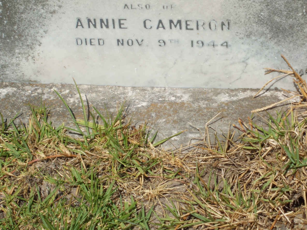 CAMERON Annie -1944