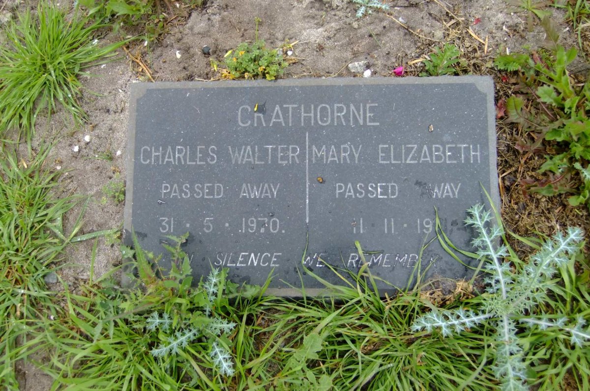 CRATHORNE Charles Walter -1970 &amp; Mary Elizabeth -1971