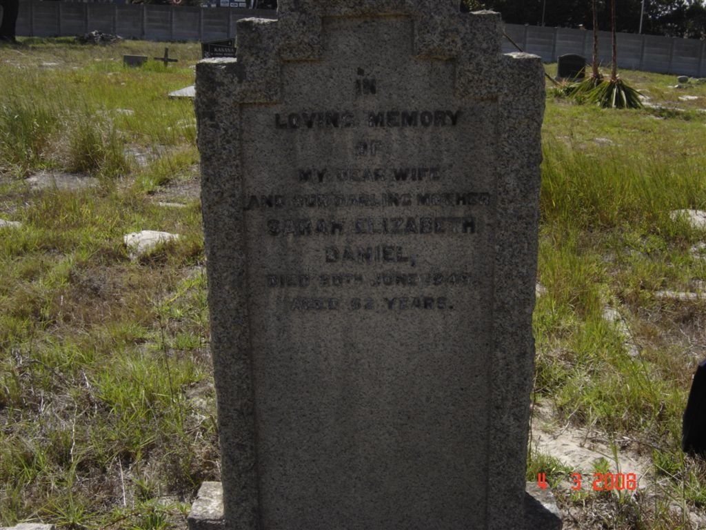 DANIEL Sarah Elizabeth -194?