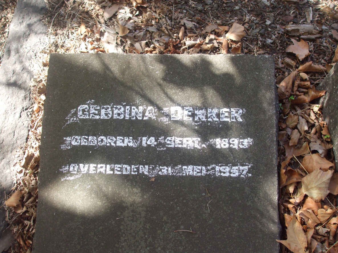 DEKKER Gebbina 1893-1957