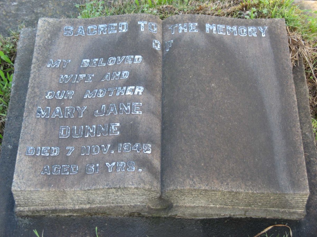 DUNNE Mary Jane -1945