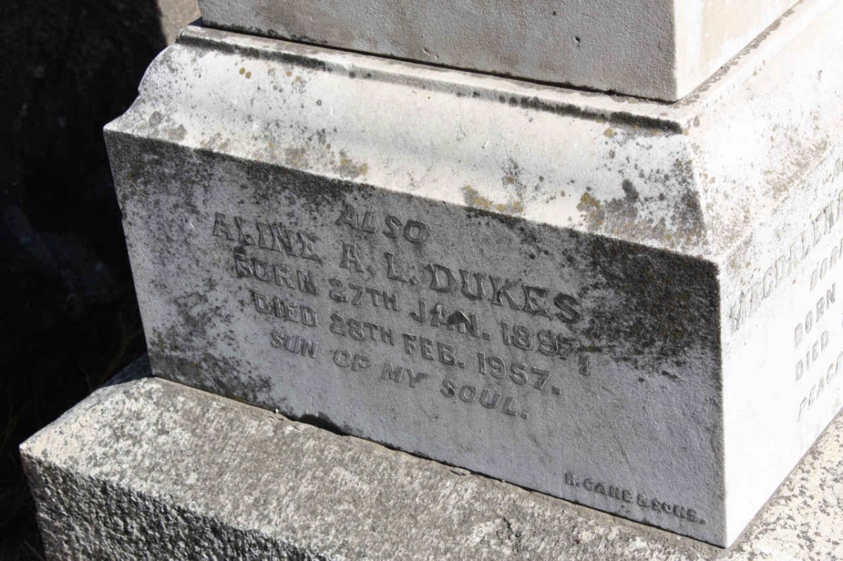 DUKES Aline A. L. 1897-1957