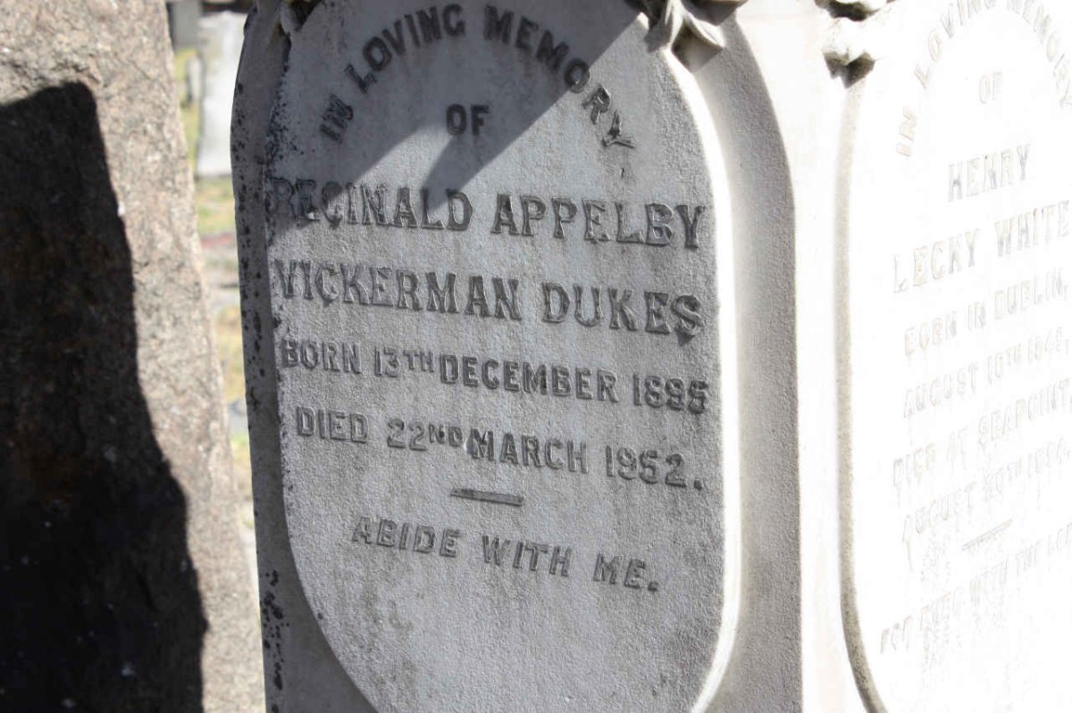 DUKES Reginald Appelby Vickerman 1895-1952 :: DUKES Aline A. L. 1897-1957 :: DUKES ?