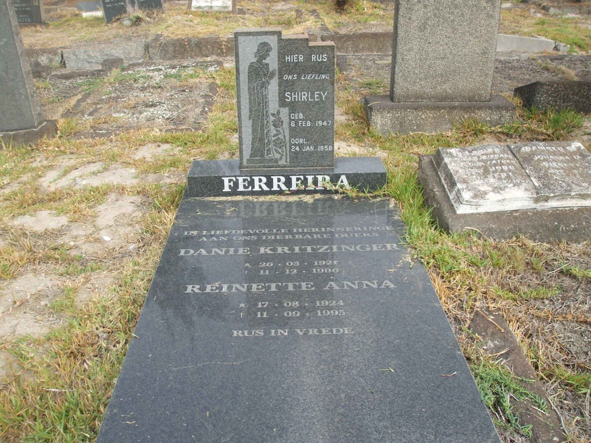 FERREIRA Danie Kritzinger 1921-1996 &amp; Reinette Anna 1924-1995 :: FERREIRA Shirley 1947-1958