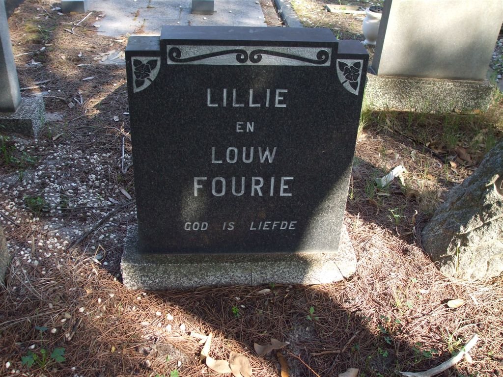 FOURIE Louw &amp; Lillie