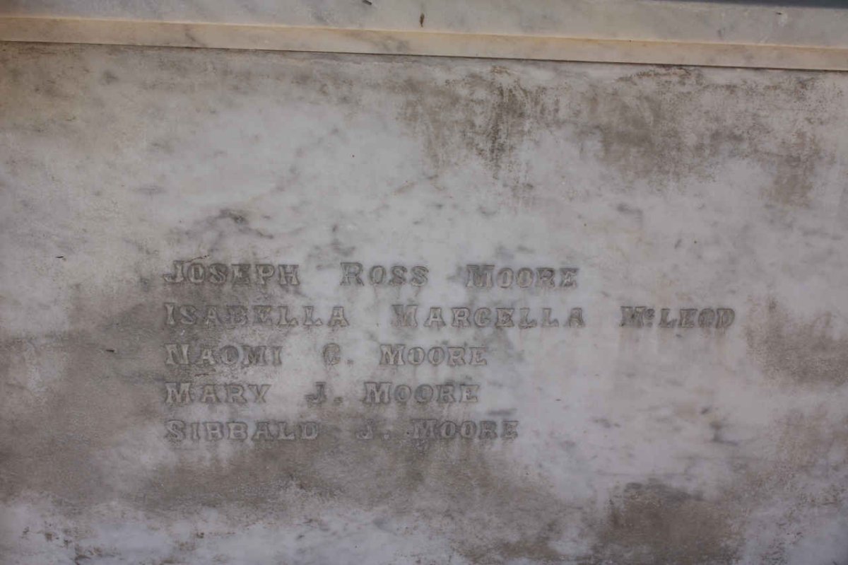 MOORE Joseph Ross :: Mc LEOD Isabella Marcella:: MOORE Naomi C. :: MOORE Mary J. :: MOORE Sibbald J.