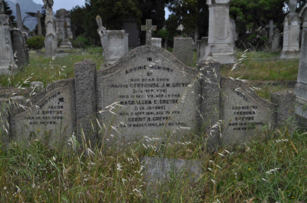 GREYBE Gertruida J.M. nee DESTROO -1919 :: GREYBE Magdalena C. nee JACOBS -1941 ::  GREYBE Gerrit H. -1943