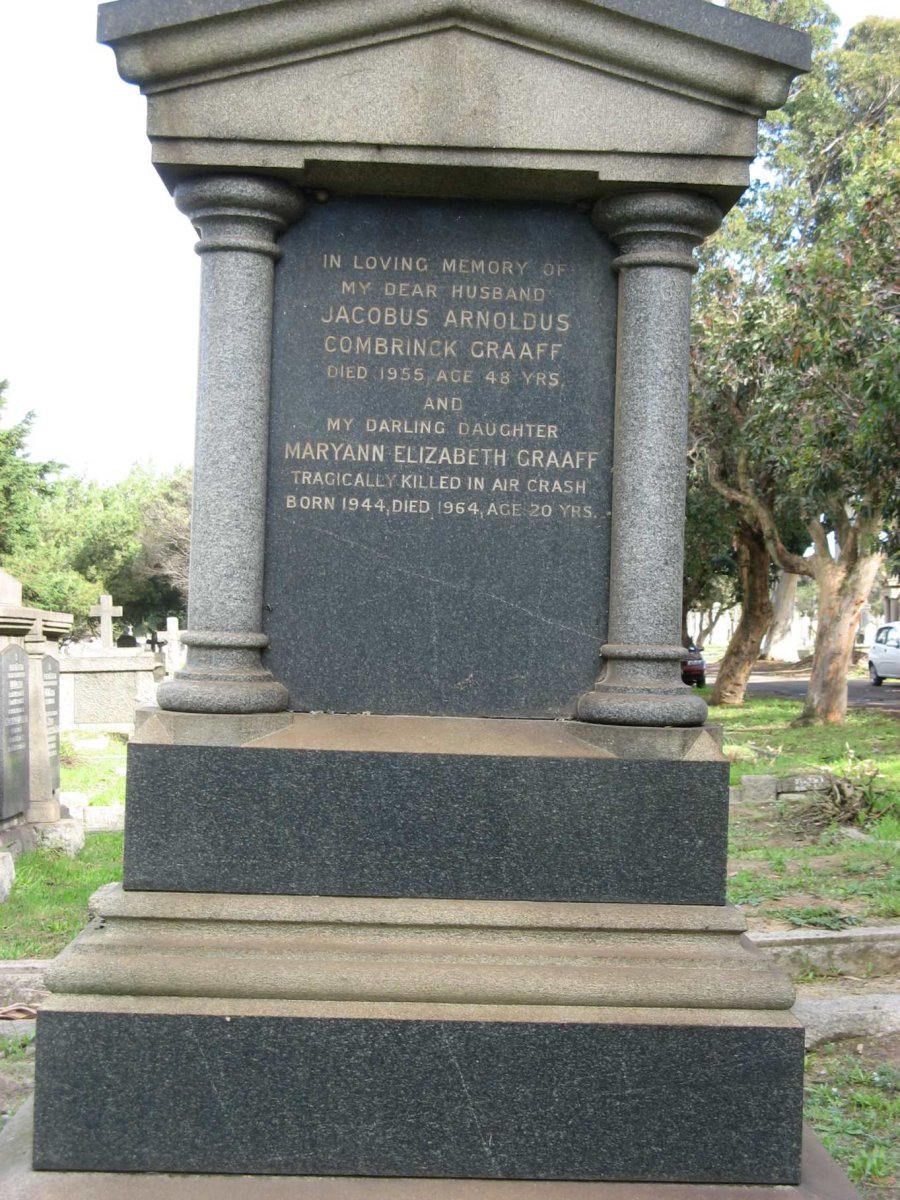 GRAAFF Jacobus Arnoldus, COMBRINCK -1955 :: GRAAFF Maryann Elizabeth 1944-1964