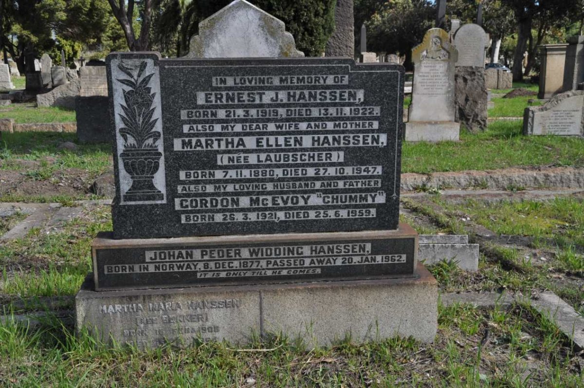 HANSSEN Johan Peder Widding 1877-1962 &amp; Martha Ellen LAUBSCHER 1880-1947