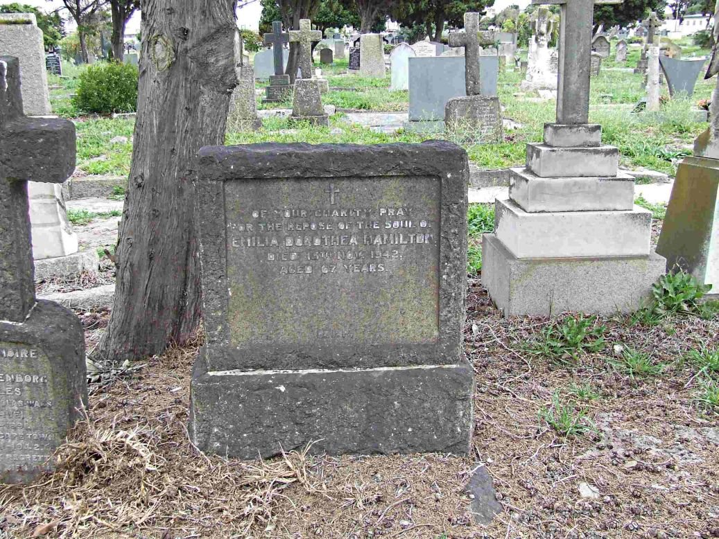 HAMILTON Emilia Dorothea -1942