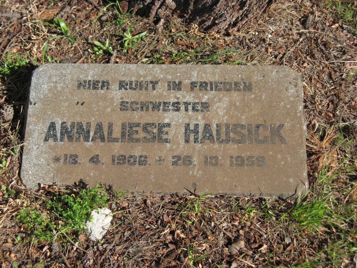 HAUSICK Annaliese 1906-1958