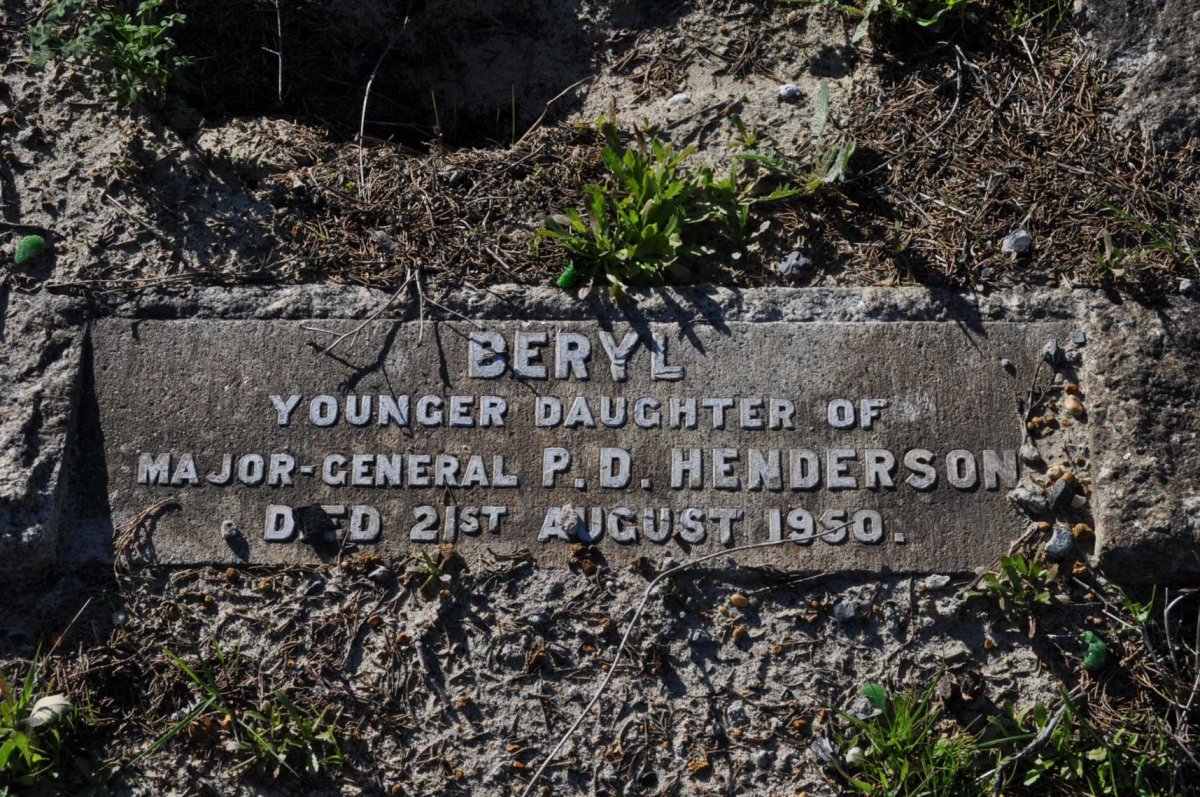 HENDERSON Beryl -1950