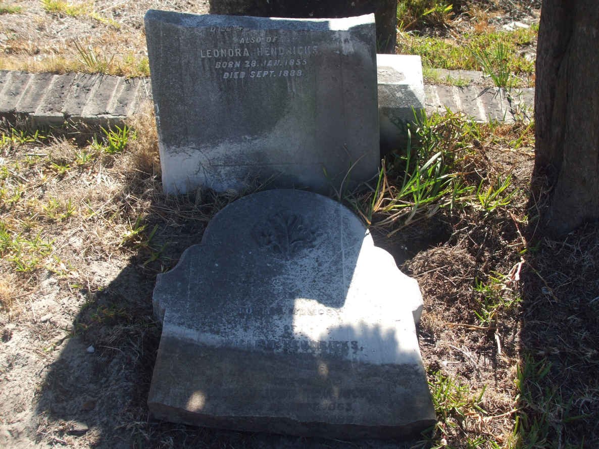HENDRICKS Willem ?-190? :: HENDRICKS Robert John 1863-1888 :: HENDRICKS Leonora 1855-1888