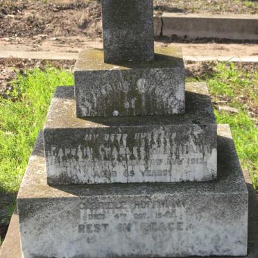 HOFFMANN Charles -1913 &amp; Gabriele -1942