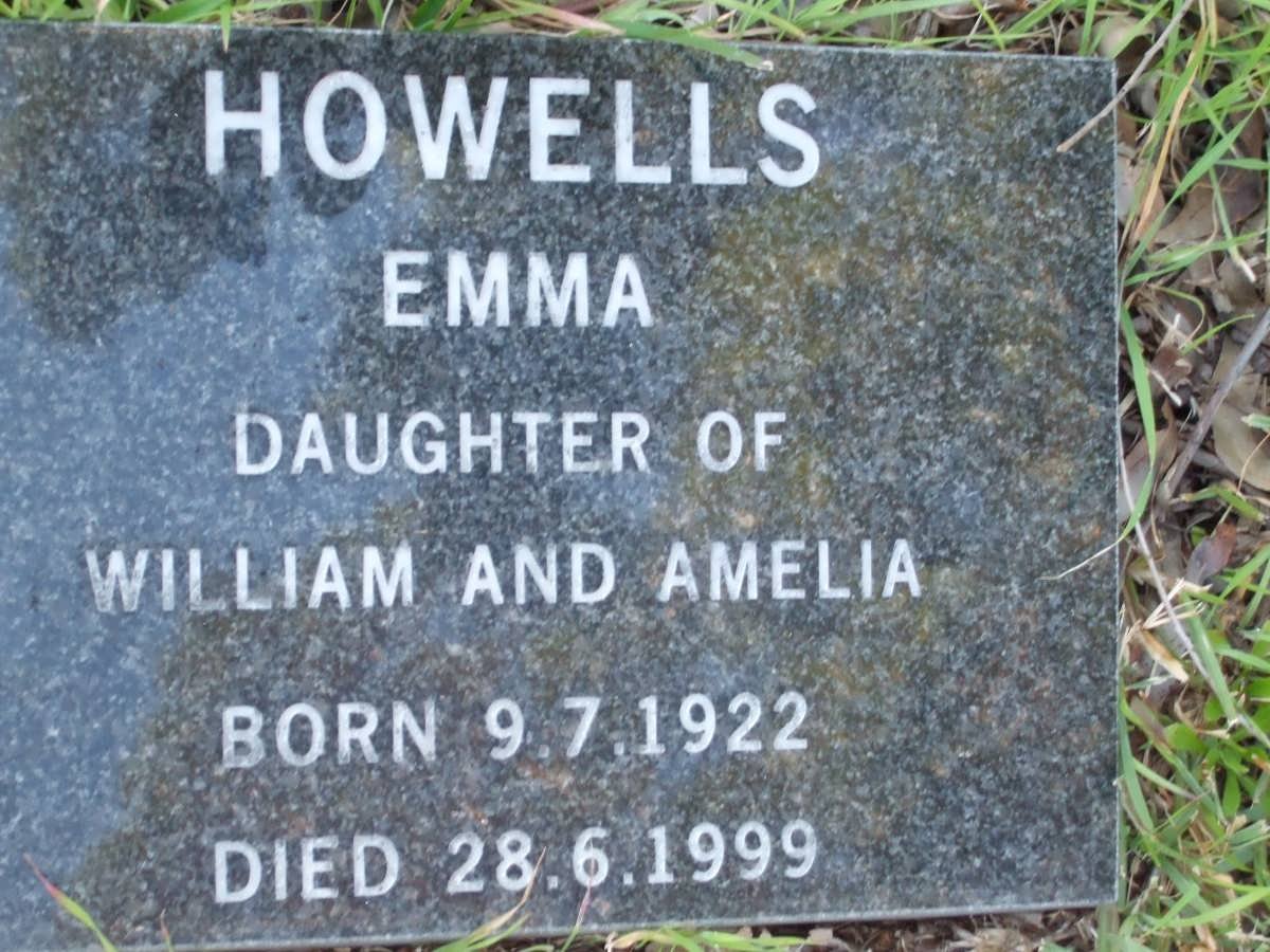 HOWELLS Emma 1922-1999