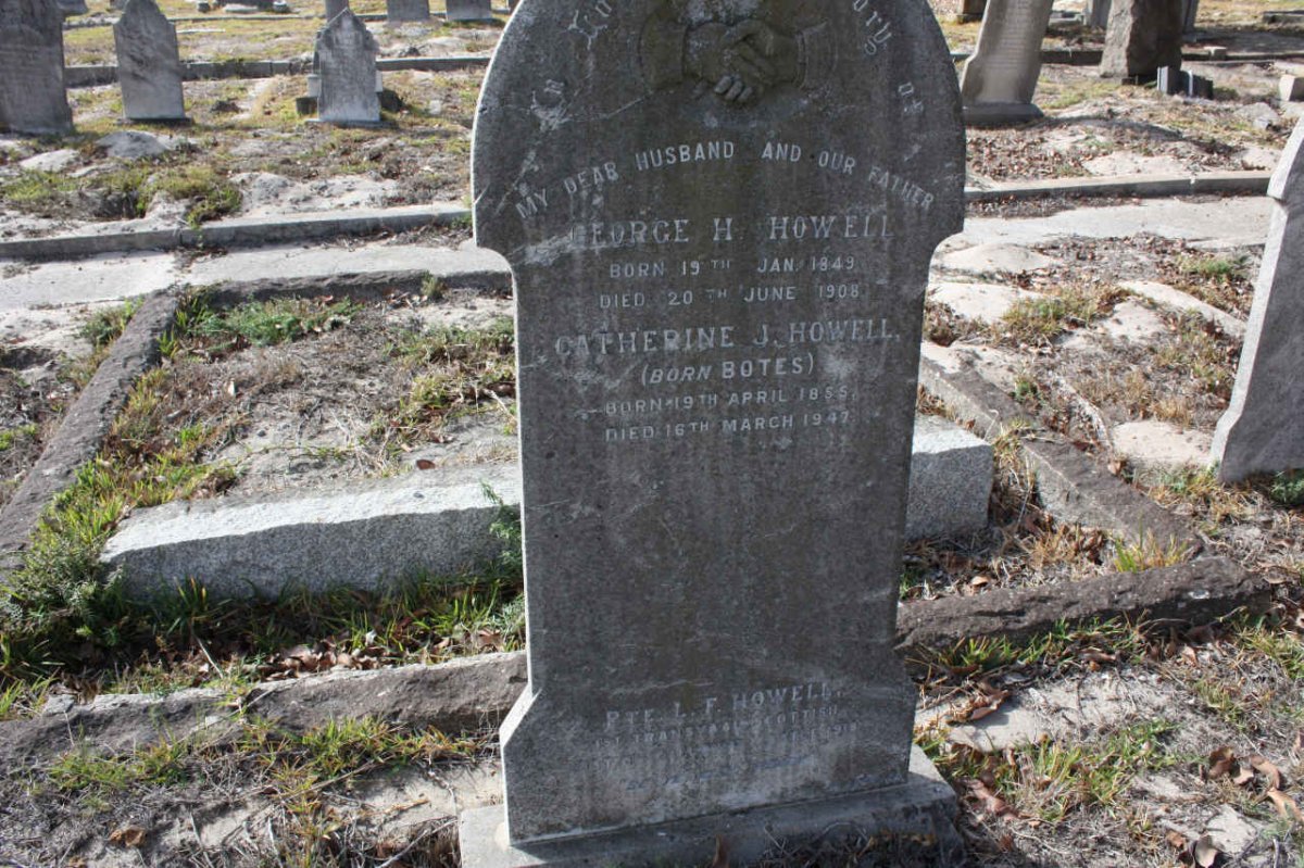 HOWELL George H. 1849-1908 &amp; Catherine J. BOTES 1855-1947 :: HOWELL L.F. -1918