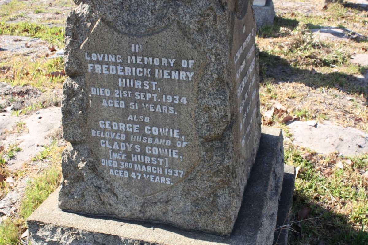 HURST Frederick Henry -1934 :: COWIE George -1937
