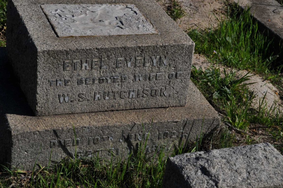 HUTCHISON Ethel Evelyn -1922