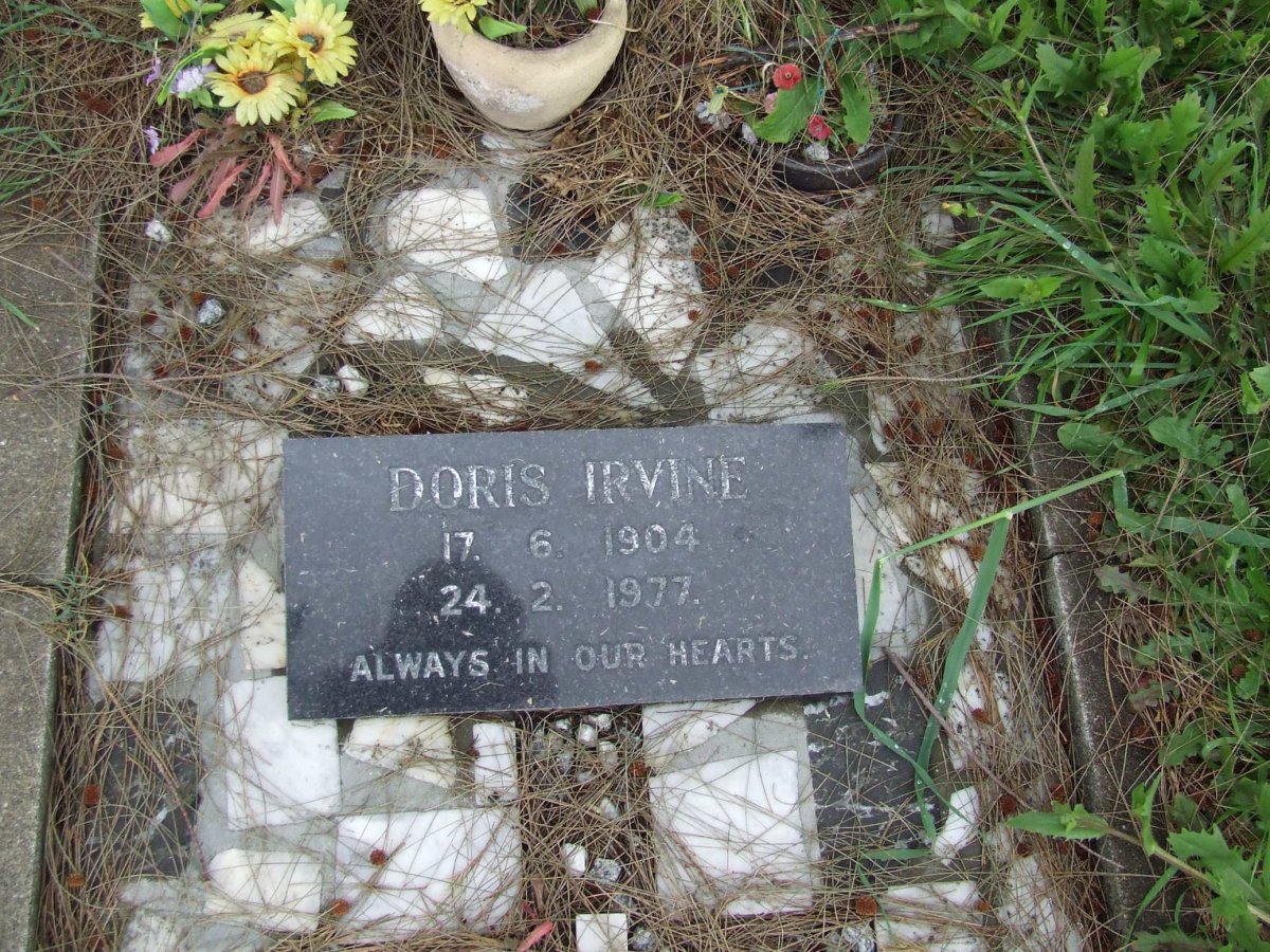 IRVINE Doris 1904-1977