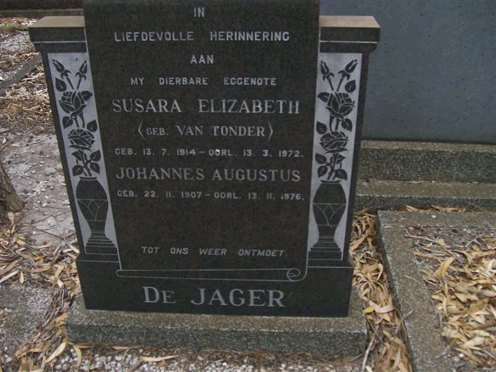 JAGER Johannes Augustus, de 1907-1976 &amp; Susara Elizabeth VAN TONDER 1914-1972