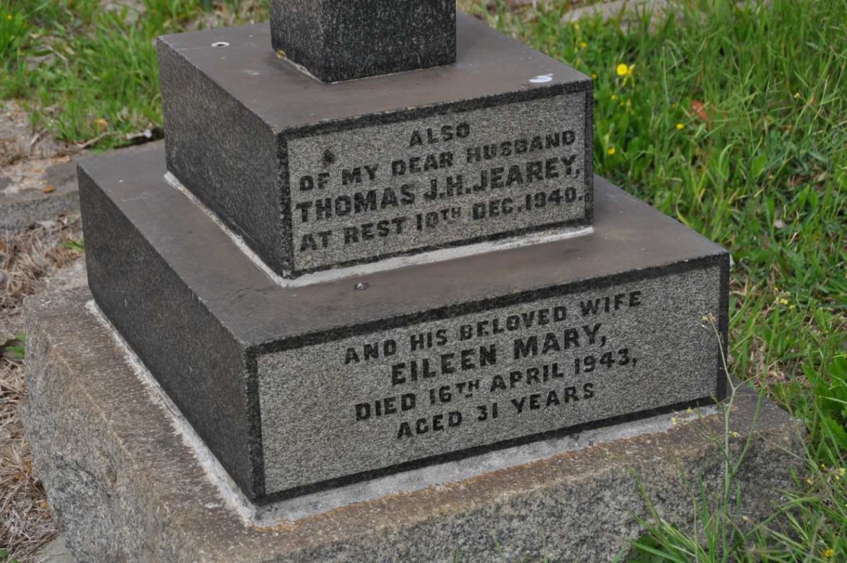 JEARY Thomas J.H. -1940 &amp; Eileen Mary -1943