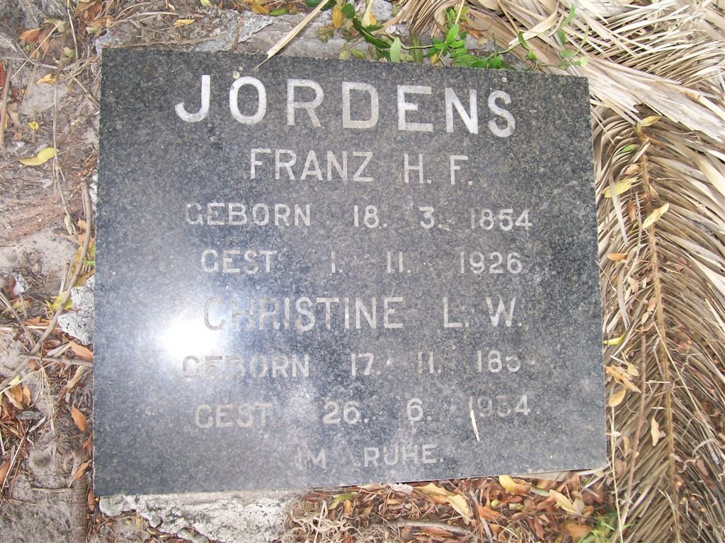 JORDENS Franz H.E. 1854-1926 &amp; Christine L.W. 1859-1934