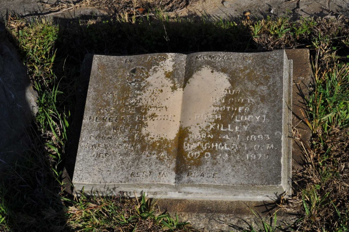 KILLEY Herbert Cl?cue 18??-19?4 &amp; Ruth 1893-1975