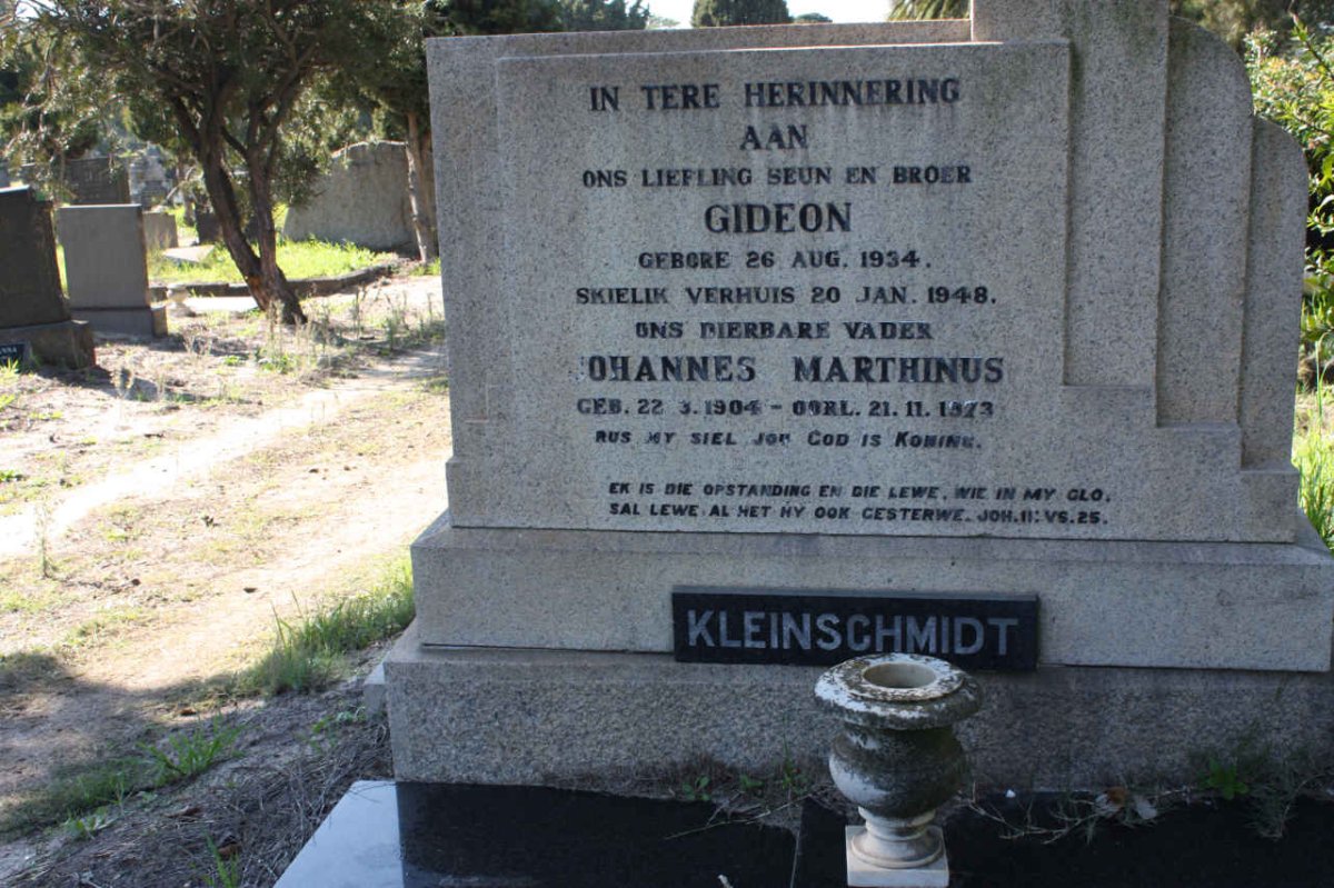 KLEINSCHMIDT Johannes Marthinus 1904-1973 :: KLEINSCHMIDT Gideon 1934-1948
