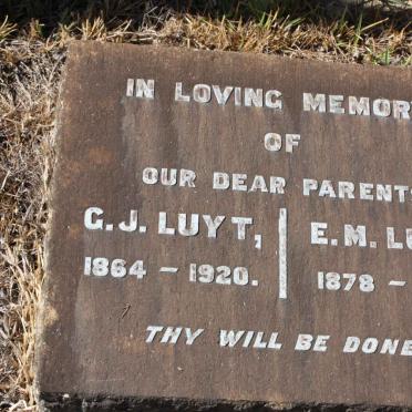 LUYT G.J. 1864-1920 &amp; E.M. 1878-1956