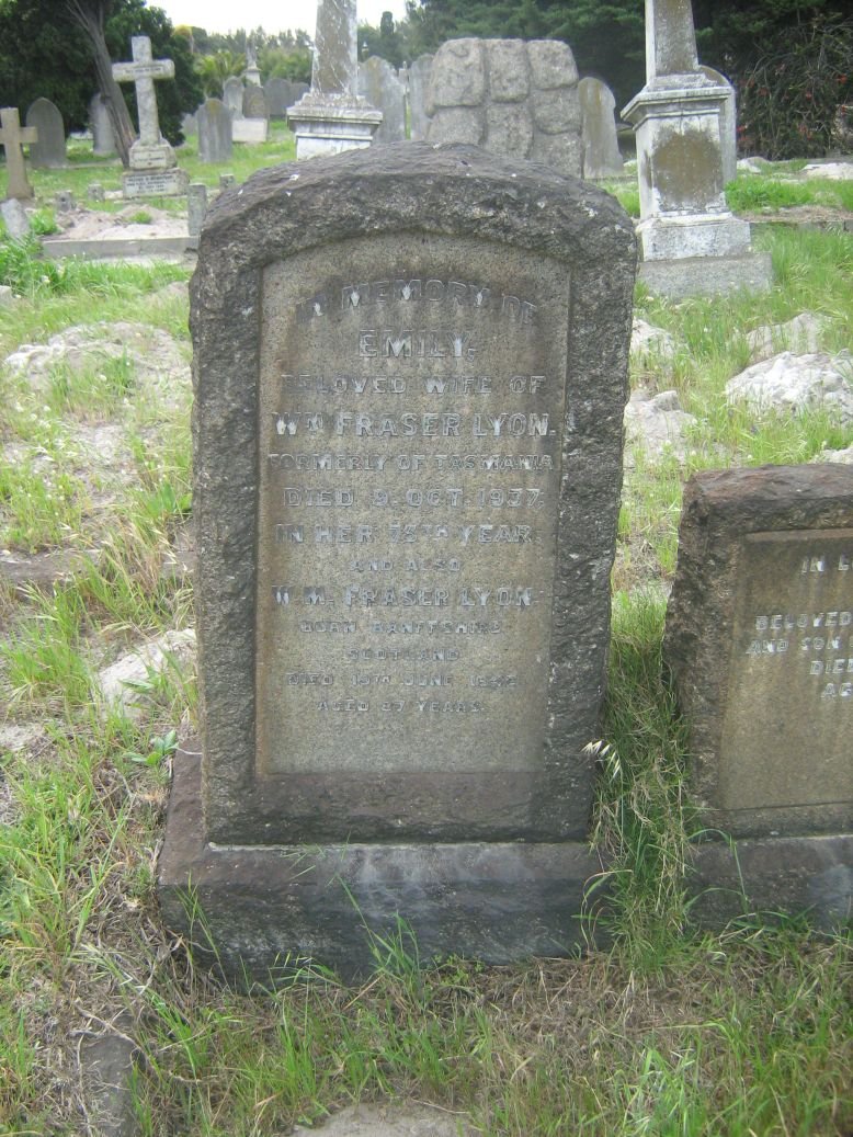 LYON William Fraser -1942 &amp; Emily -1937
