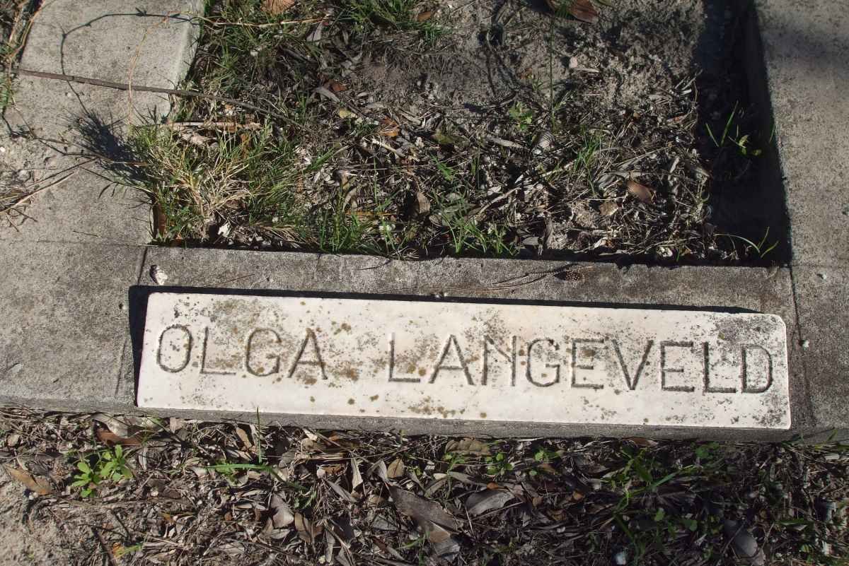 LANGEVELD Olga