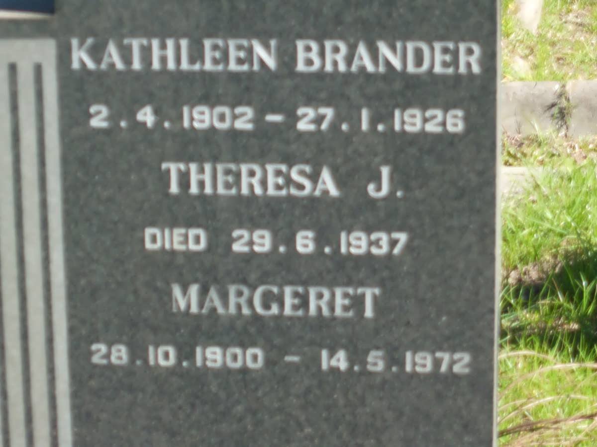 LANGEVELDT Kathleen Brander 1902-1926 :: LANGEVELDT Theresa J. -1937 :: LANGEVELDT Margeret 1900-1972