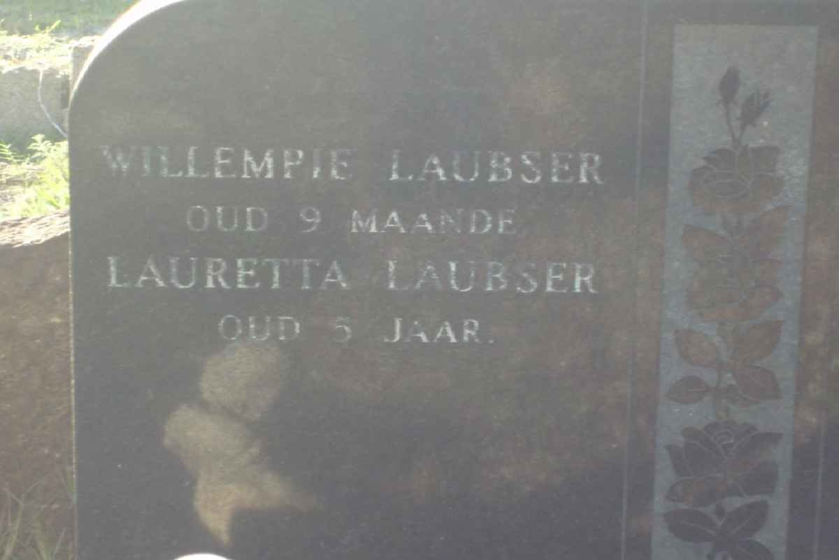 LAUBSER Willempie :: LAUBSER Lauretta