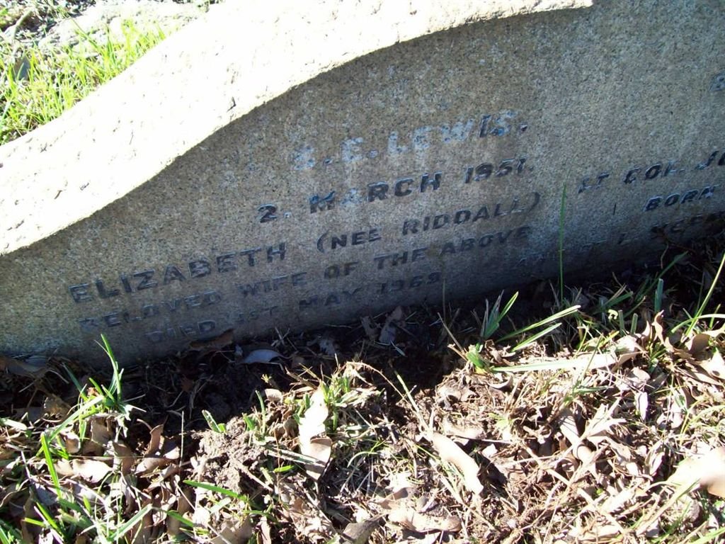 LEWIS C.E. -1951 &amp; Elizabeth RIDDALL -1969