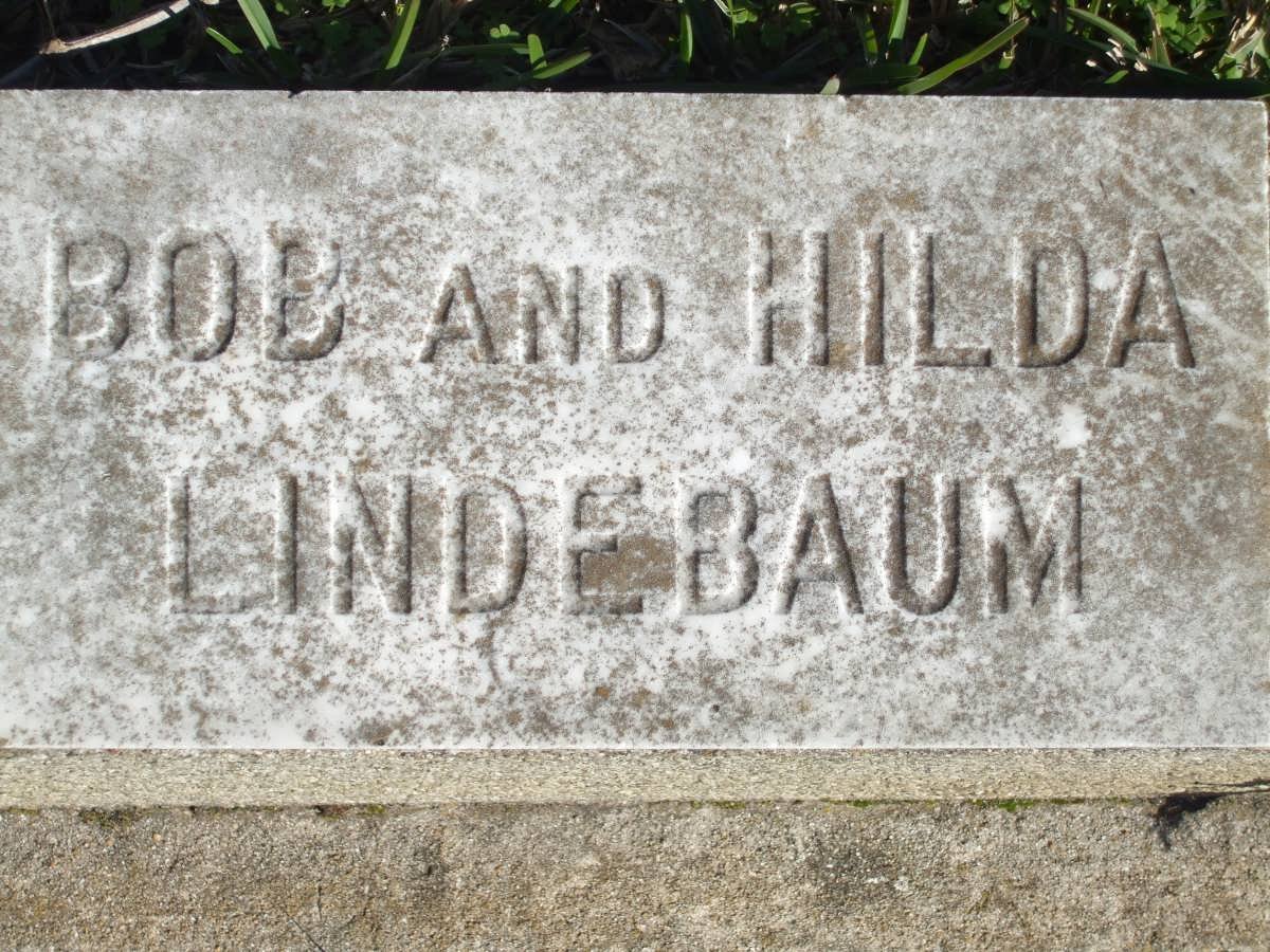 LINDEBAUM Bob &amp; Hilda