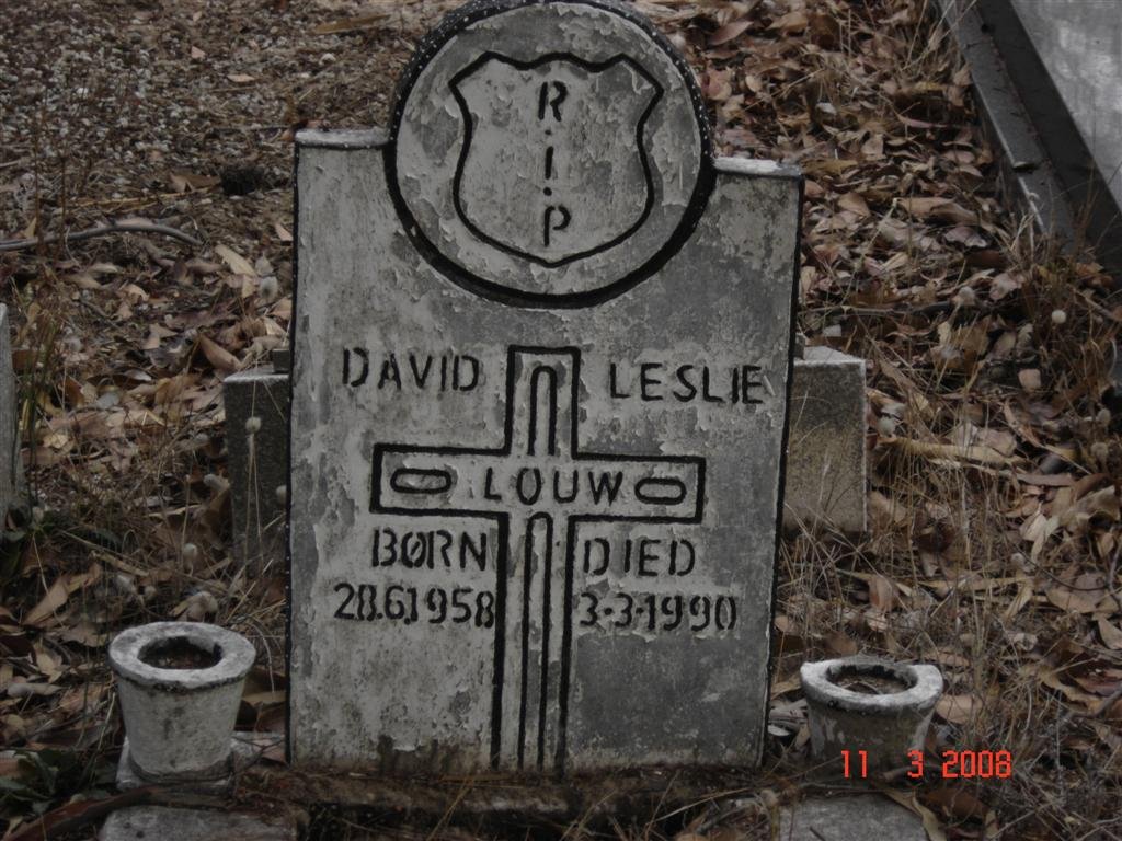 LOUW David Leslie 1958-1990