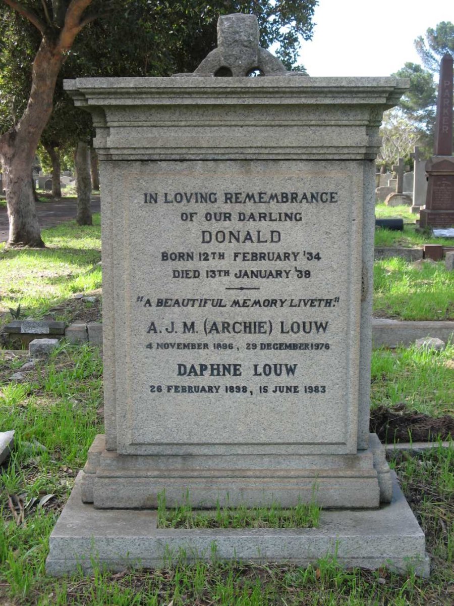 LOUW A.J.M. 1896-1976 &amp; Daphne 1898-1983 :: LOUW Donald 1934-1938