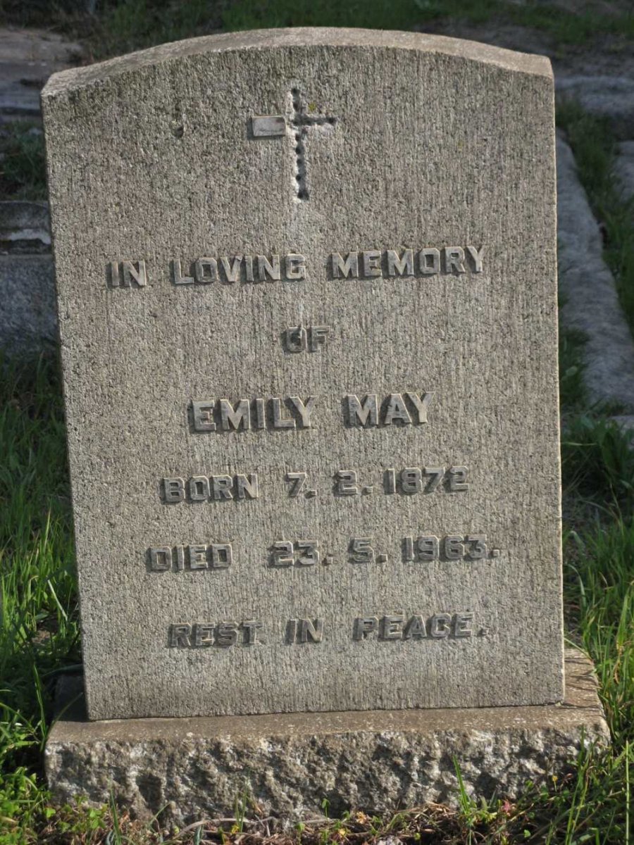 MAY Emily 1872-1963