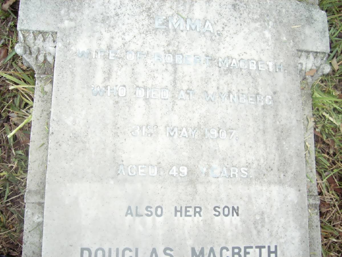 MACBETH Emma -1907 :: MACBETH Douglas 1893-1981