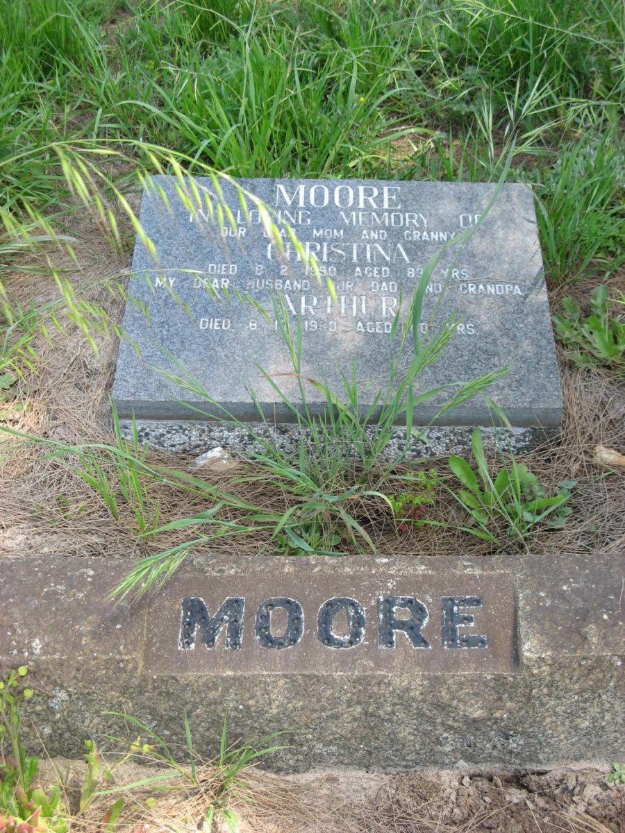 MOORE Arthur -1990 &amp; Christina -1990