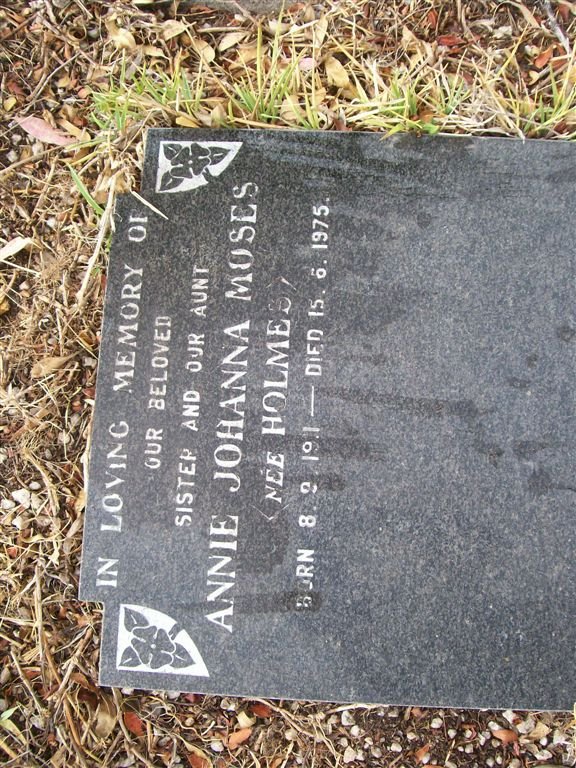 MOSES Annie Johanna nee HOLMES 1911-1975