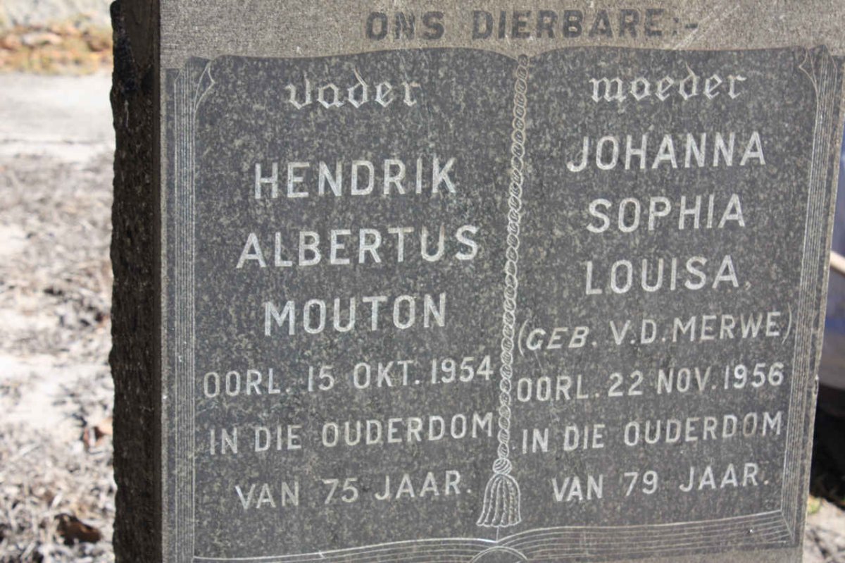 MOUTON Hendrik Albertus -1954 &amp; Johanna Sophia Louisa V.D. MERWE -1956